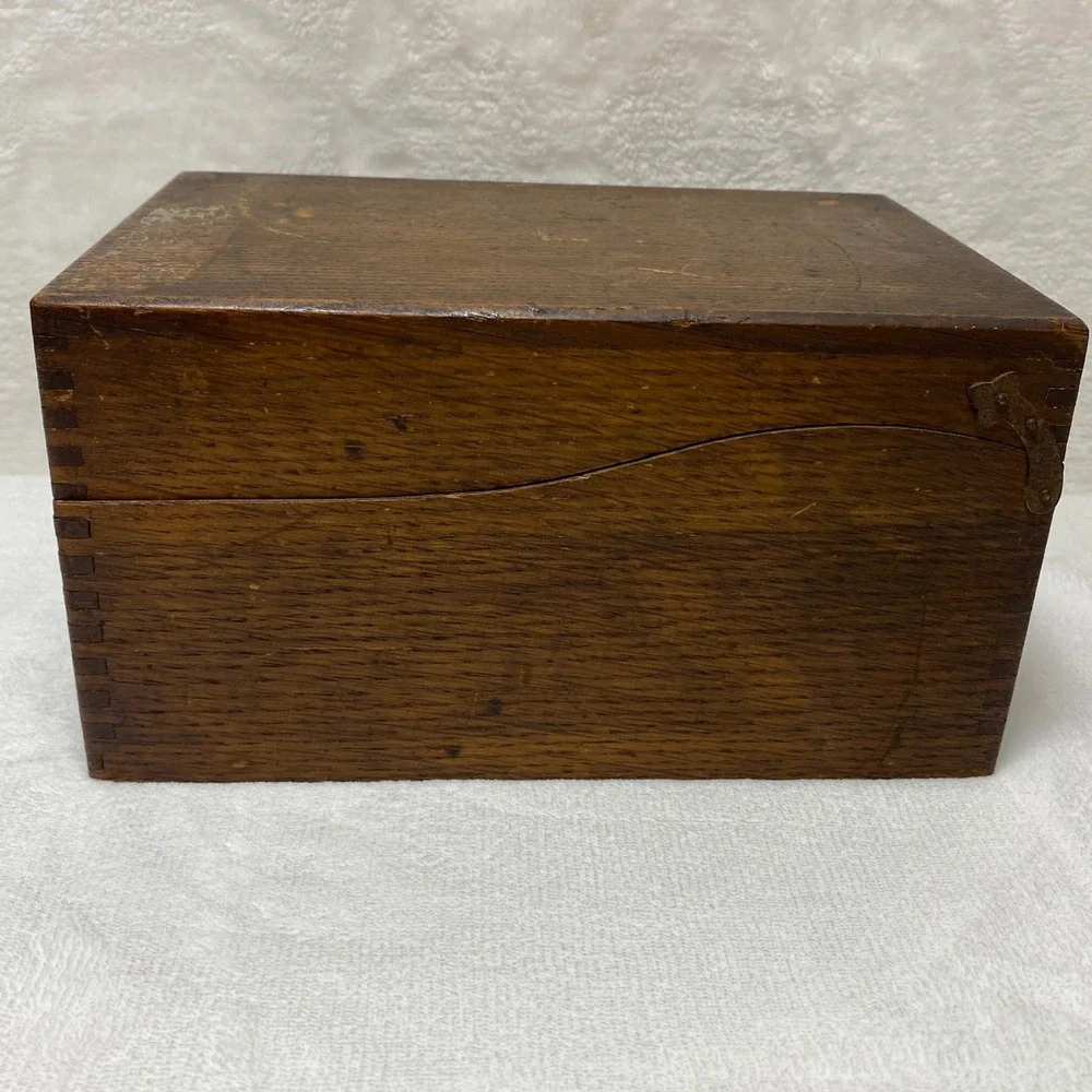 VTG Weis Oak Wooden Recipe Card Catalog Box Dovetail Assembly Made in USA